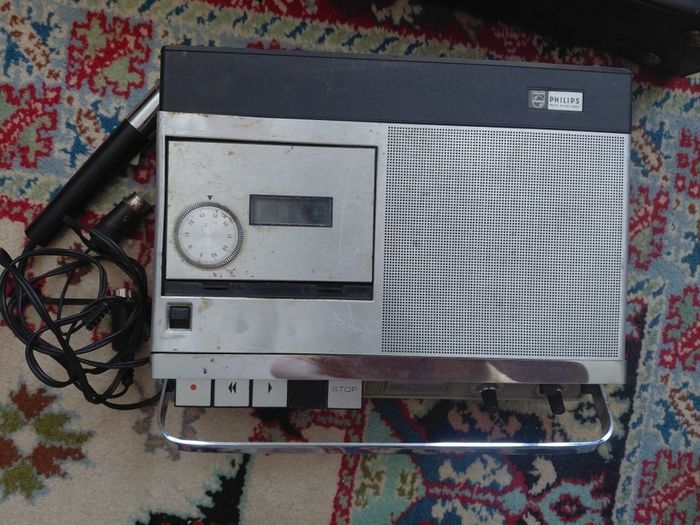 Vintage Philips N2205 portable cassette recorder original microphone