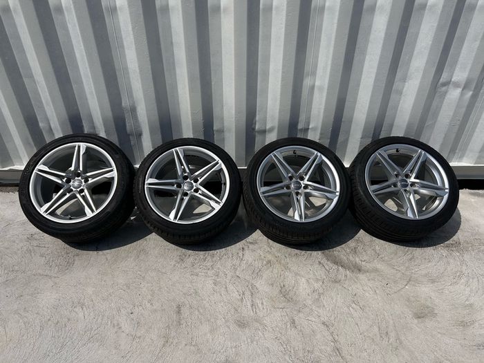 Genuine Audi A4/S4 18" Alloy Wheels