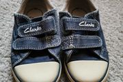 Unisex Clarks shoes size UK 5 and half G