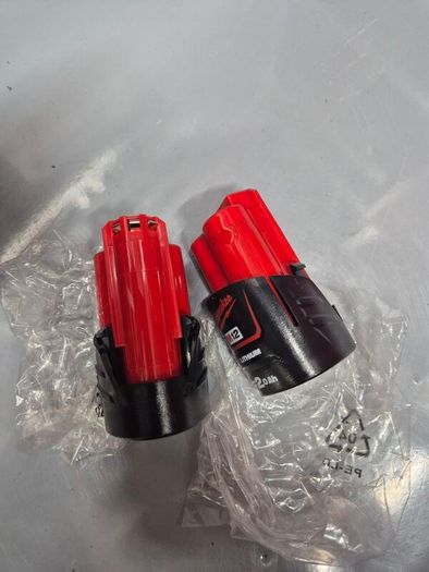 Milwaukee M12B2 2.0Ah Batteries x2