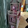 Doll house Image 4