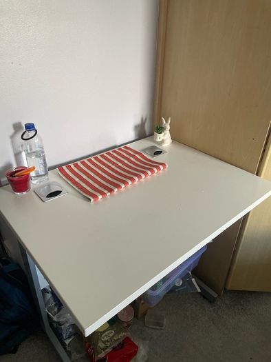 computer desk