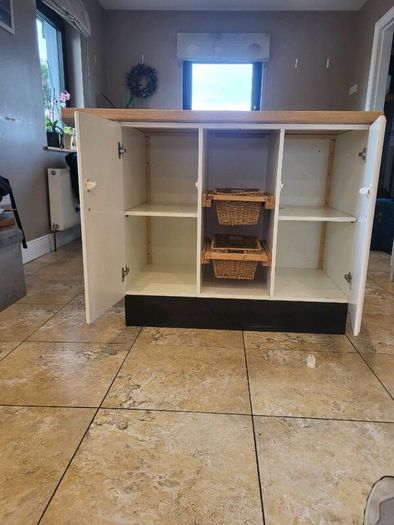 Kitchen Island + Bar Stools