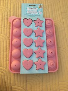 BNWT Cake Pop Mould