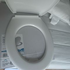 toilet seat