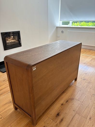 willis & gambier chest of drawers