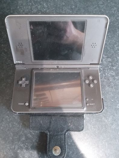 nintendo dsi xl