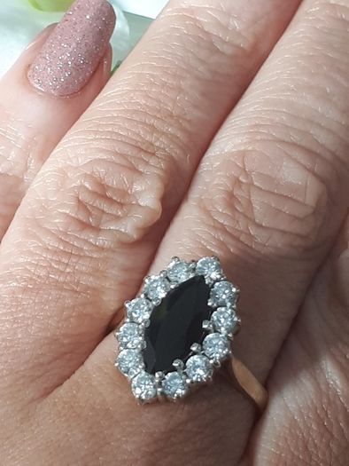 Vintage Gold Sapphire Cluster Ring