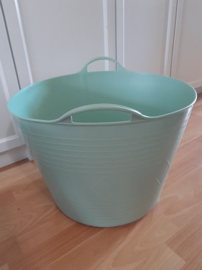 2 x extra large flexible tubs sage green 40l