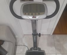 Vibrating plate .