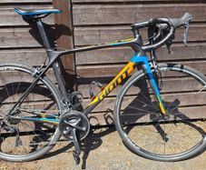2018 Giant TCR Advanced Carbon Road Bike (M/L) - Shimano 105/Ultegra