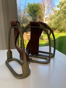 B&C Solid nikkel stirrup's x 3