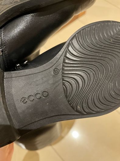 boots ECCO black EU37