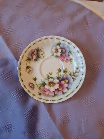 Royal Albert Saucer