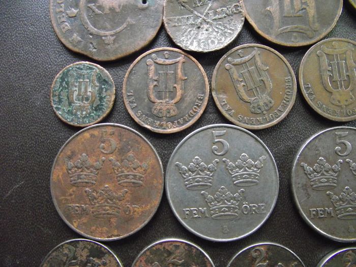 Lot Of Old Swedish Coins (1805-1993)#80