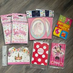 party invites