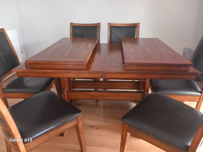 Dining table and 8 chairs