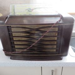 Vintage Radio (Philips around 1946)