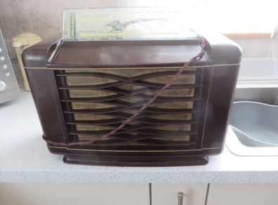 Vintage Radio (Philips around 1946)