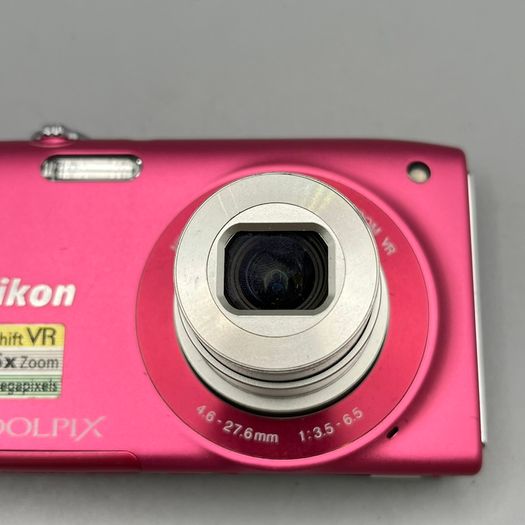 Nikon Coolpix S3300 16.0MP Compact Digital Camera Pink Tested Full Kit