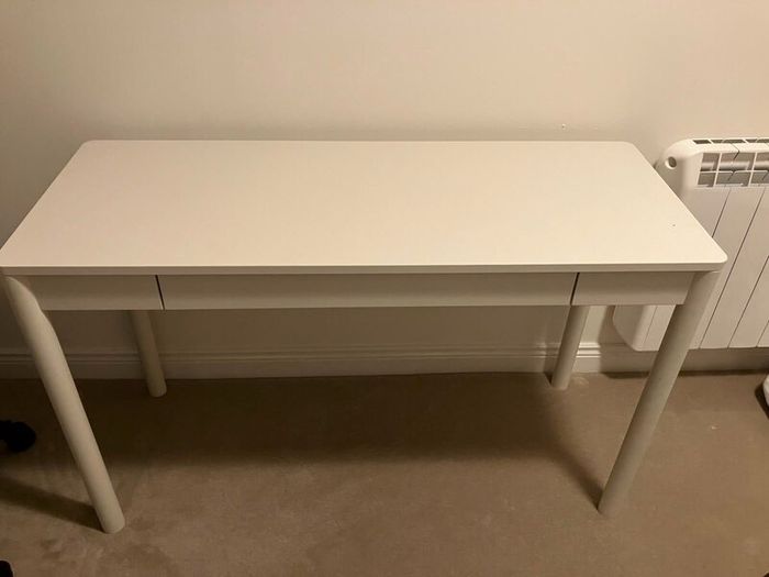 IKEA TONSTAD desk in off-white 120x47x75