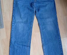 Pull & Bear Straight Cut Jeans