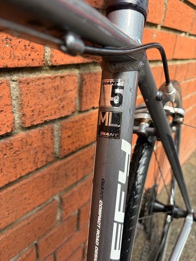 giant defy road bike