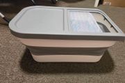 Dog food container collapsible