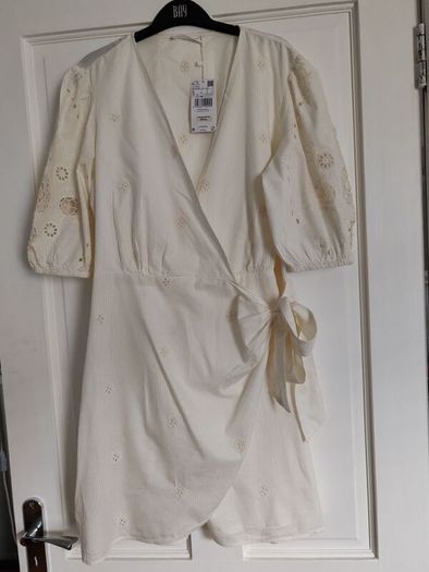 Mango BNWT cream dress
