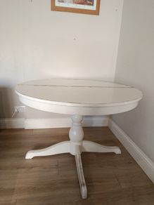 Round  Table