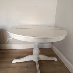Round  Table