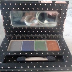 No. 7 Eyeshadow Set for Sale