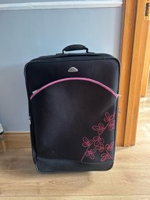 25kg suitcase