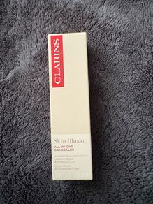Clarins Skin illusion All in one concealer  - 07