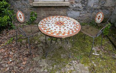 Garden Table + Chairs
