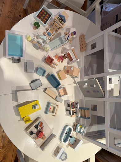 Little town wooden doll house with accessories