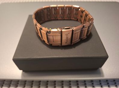 Copper bracelet with magnets - New In Box