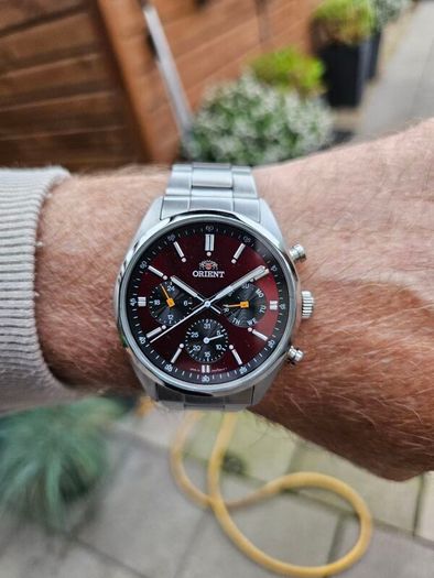 Watch Orient Neo 70' Calendar. Quartz.