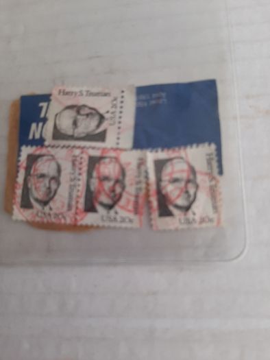 4 collectable stamps 1997