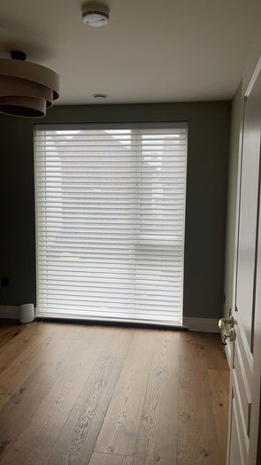 Day & Night Shangri-La blinds Made to Measure
