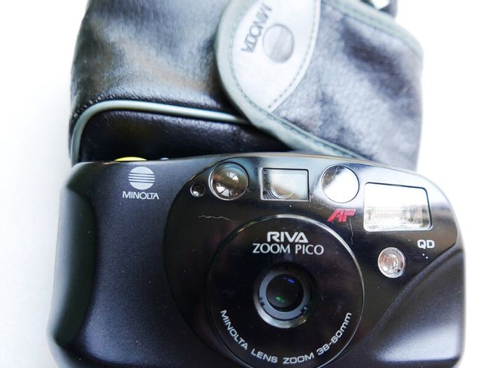 Minolta RIVA ZOOM PICO AF 35mm Film Camera with Minolta 38-60mm Lens Tested