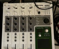 Korg KM-402 with Kaoss pad