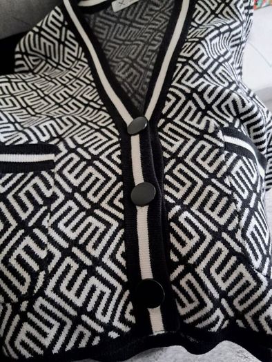 cardigan ladies black and white