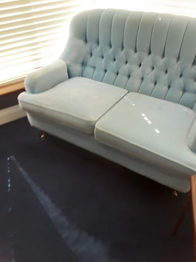 Antique Dutch sofa blue buttoned back with 4 cushions and 2 arm covers