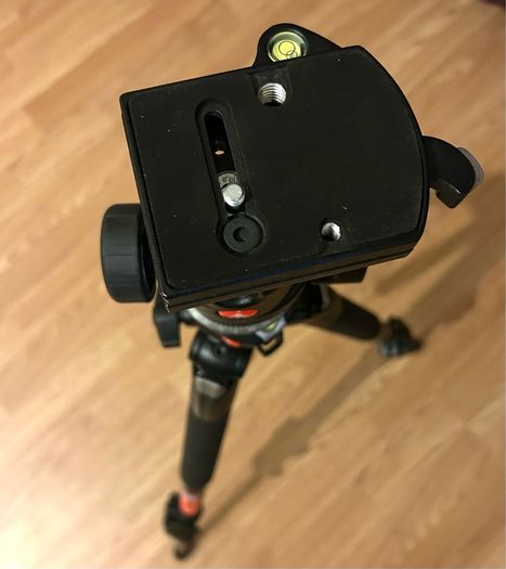 Manfrotto 190XPROB tripod & 488RC4 Ballhead with quick release plate