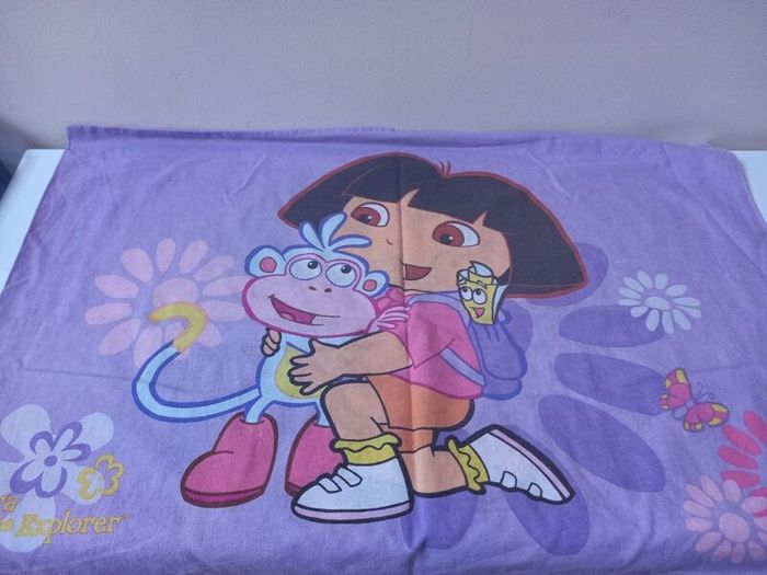 SALE!  DORA the Explorer Single size duvet cover, pillowcase and bath towel