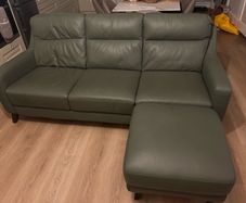 3 seater leather sofa plus footstool