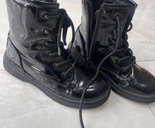 black boots size 1
