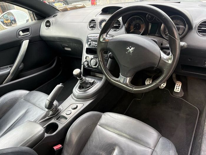2011 Peugeot Rcz