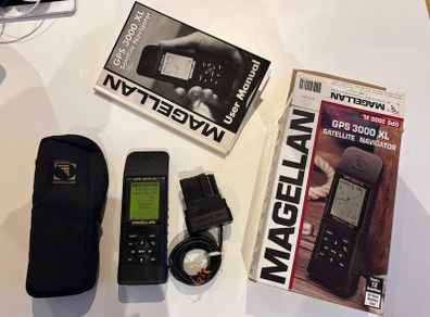 Magellan 3000 XL Satellite Navigator GPS